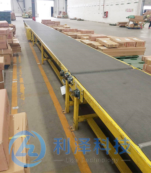 鏈板輸送機(jī)不僅是硬件的保養(yǎng)要注重人員的正規(guī)