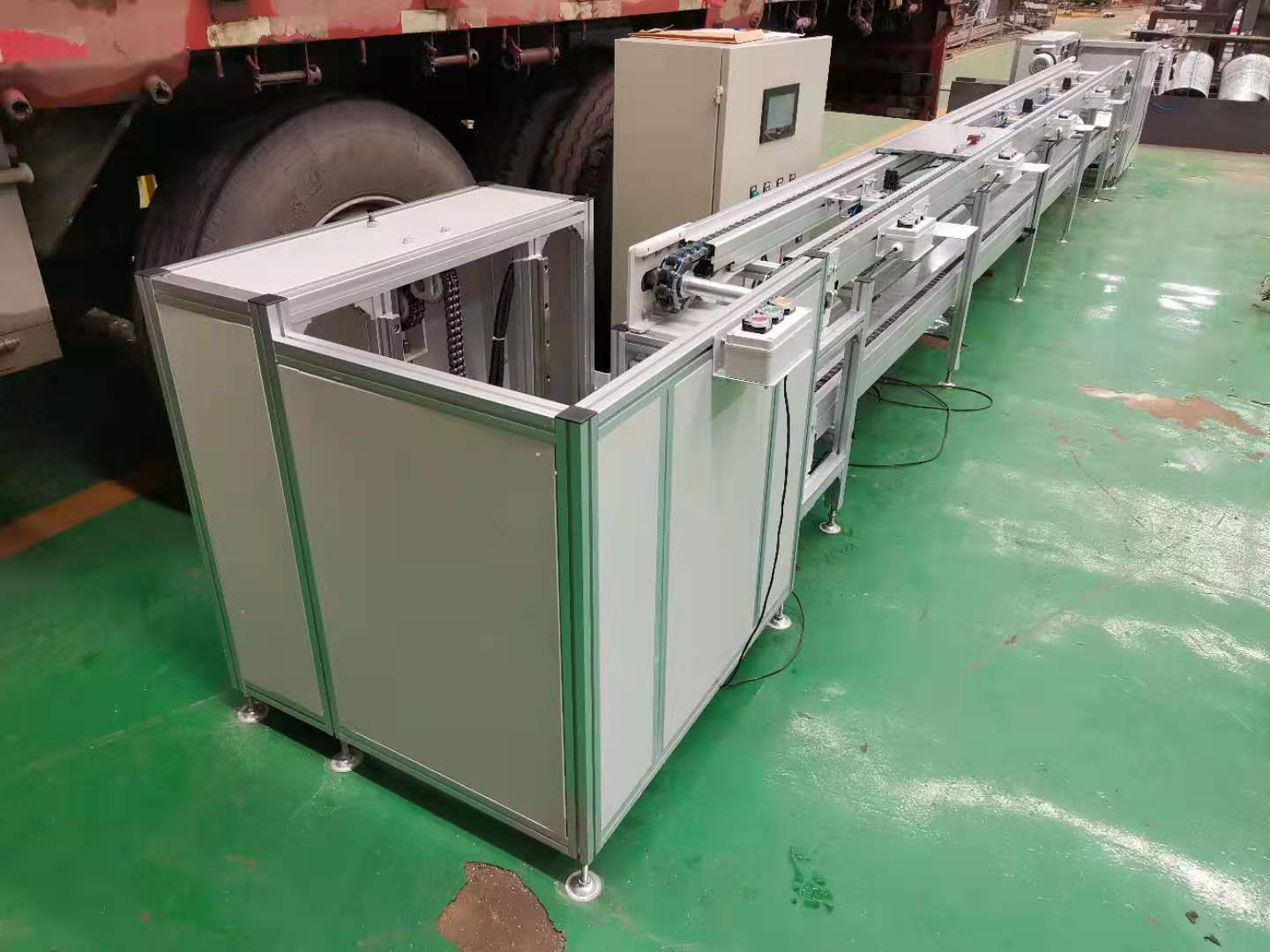 1臺(tái)倍速鏈輸送機(jī)發(fā)往南京新能源廠進(jìn)行安裝調(diào)試