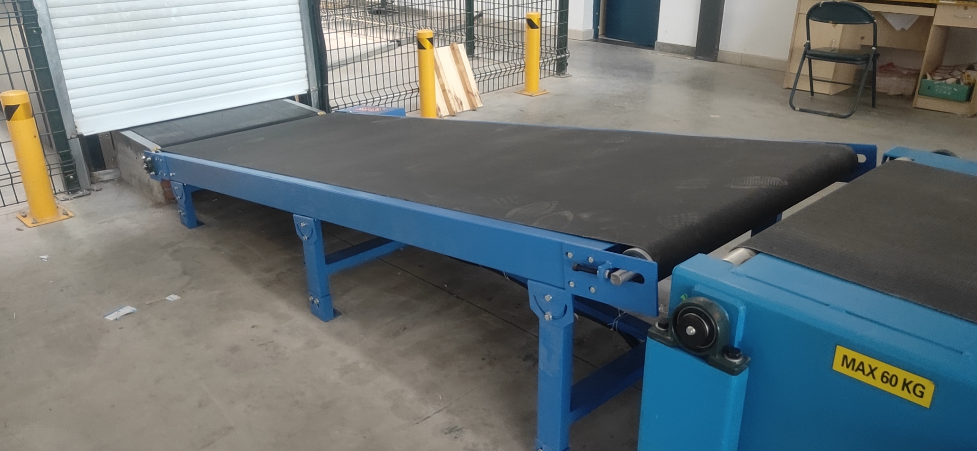 1臺(tái)爬坡皮帶機(jī)發(fā)往合肥蜀山區(qū)進(jìn)行安裝調(diào)試！