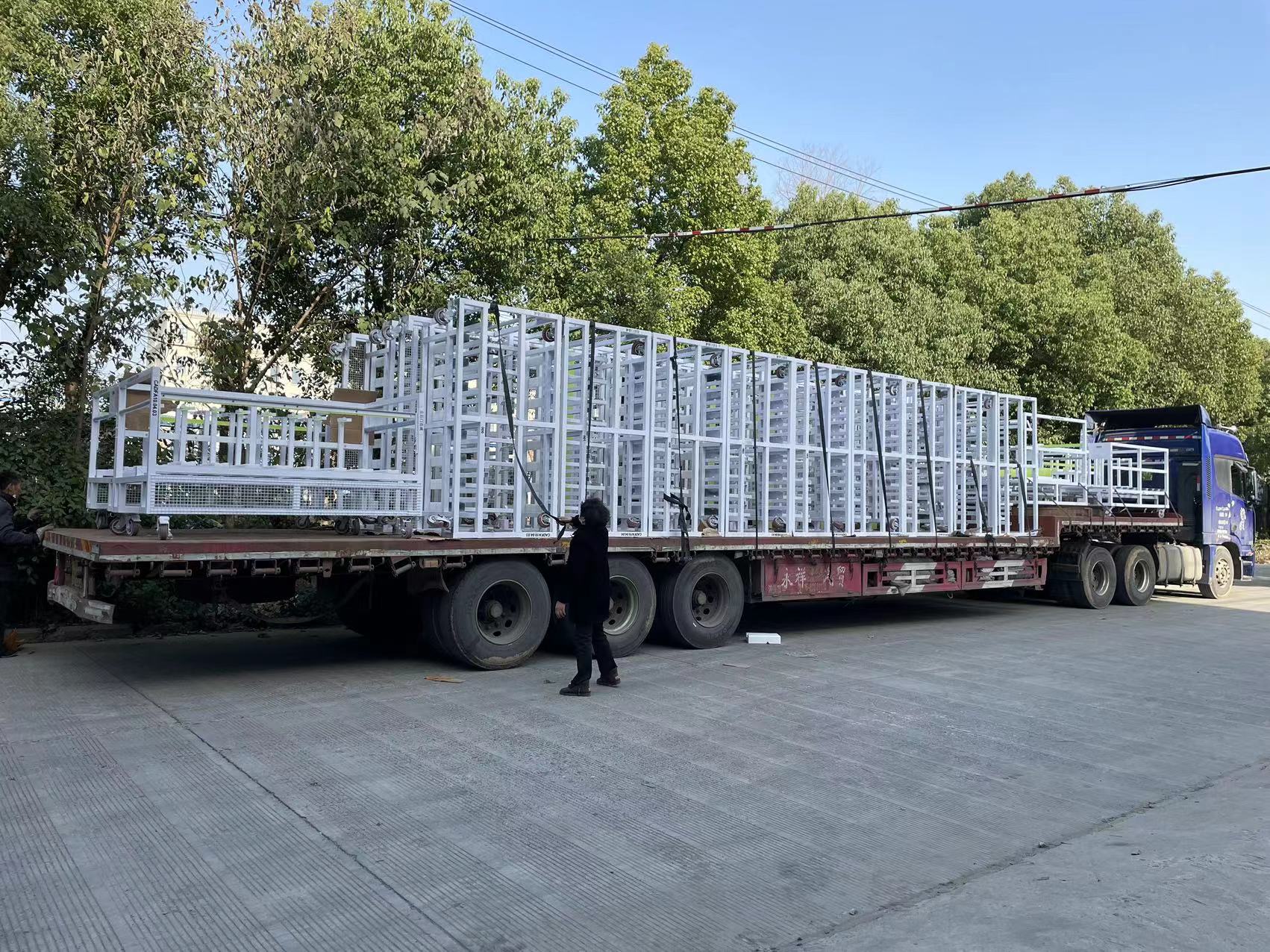 23臺料框發(fā)往武漢小鵬汽車