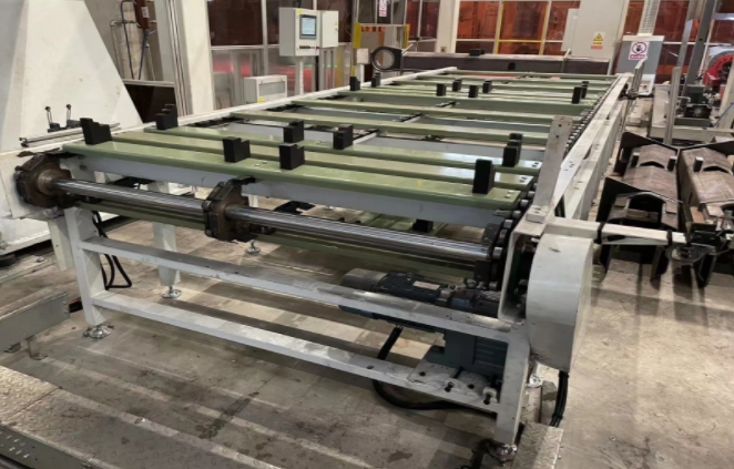 鏈板輸送機?的操作程序與注意事項