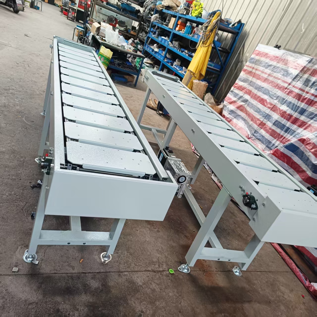 鏈板輸送機(jī)