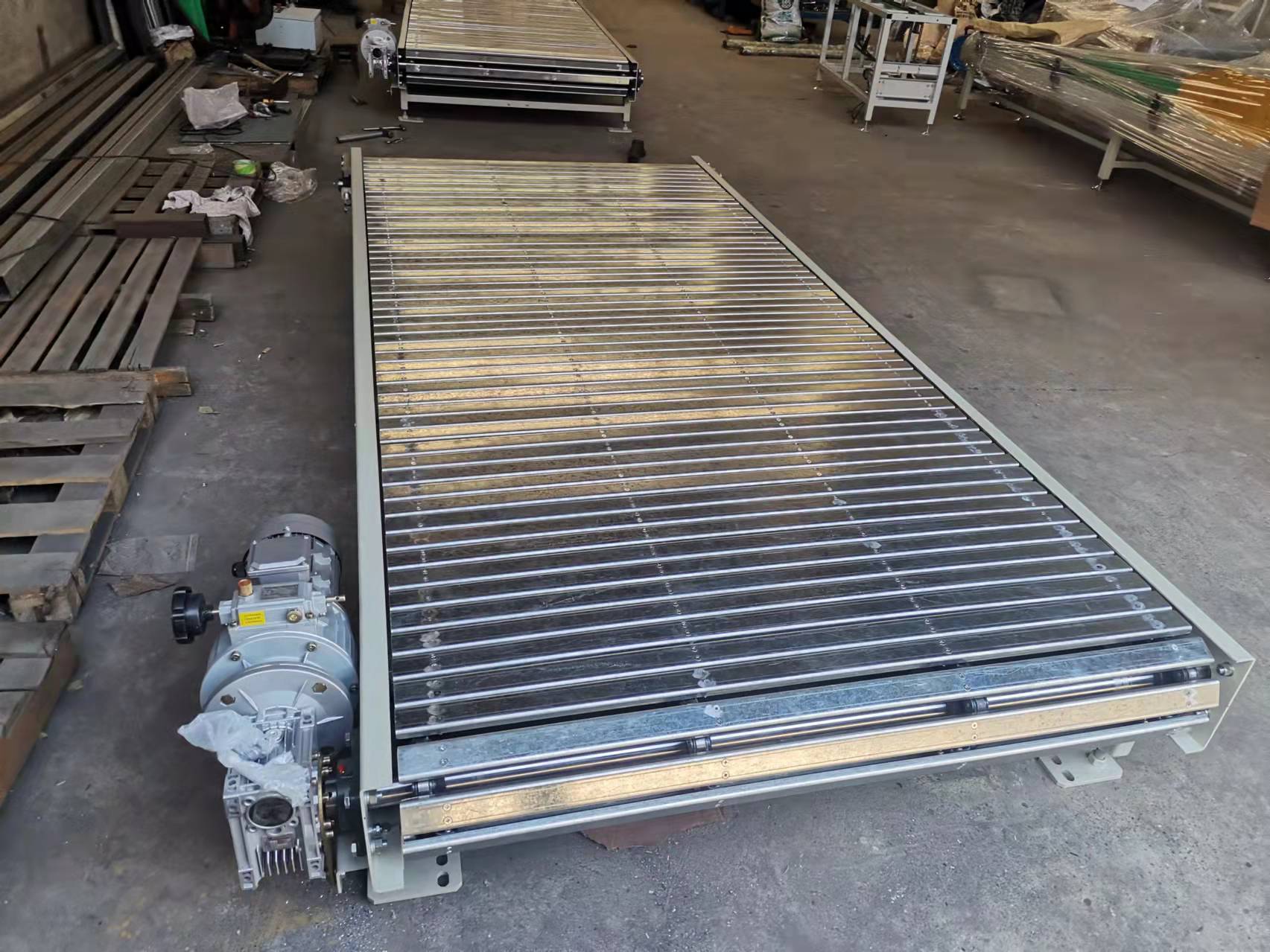 鏈板輸送機(jī)